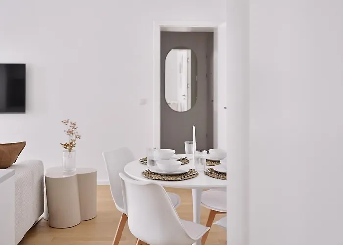 Luxury Modern With Garden Bécs