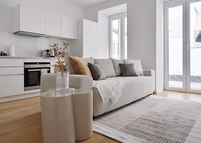 Luxury Modern With Garden Bécs
